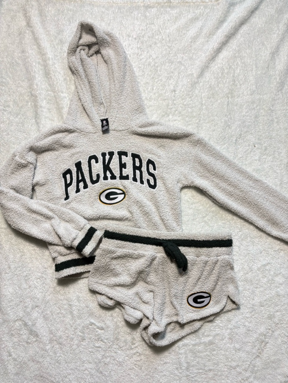 NFL Gray Green Bay Packers Sherpa Hooded Pullover & Shorts Set